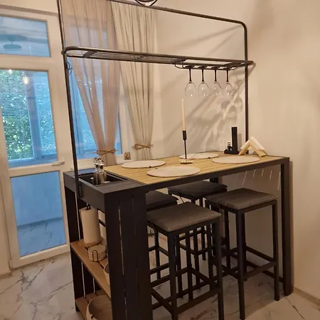 Z - 2 * 特里亚夫纳